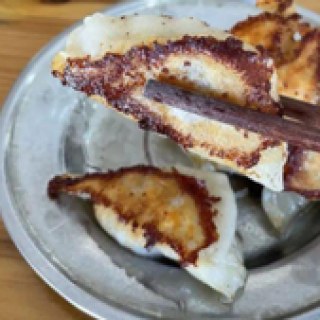 Pan Fang Chun 泮芳春煎饺