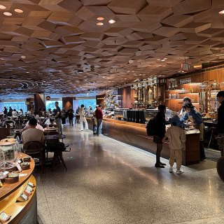 Starbucks Reserve Roastery 星巴克臻选上海烘焙工坊